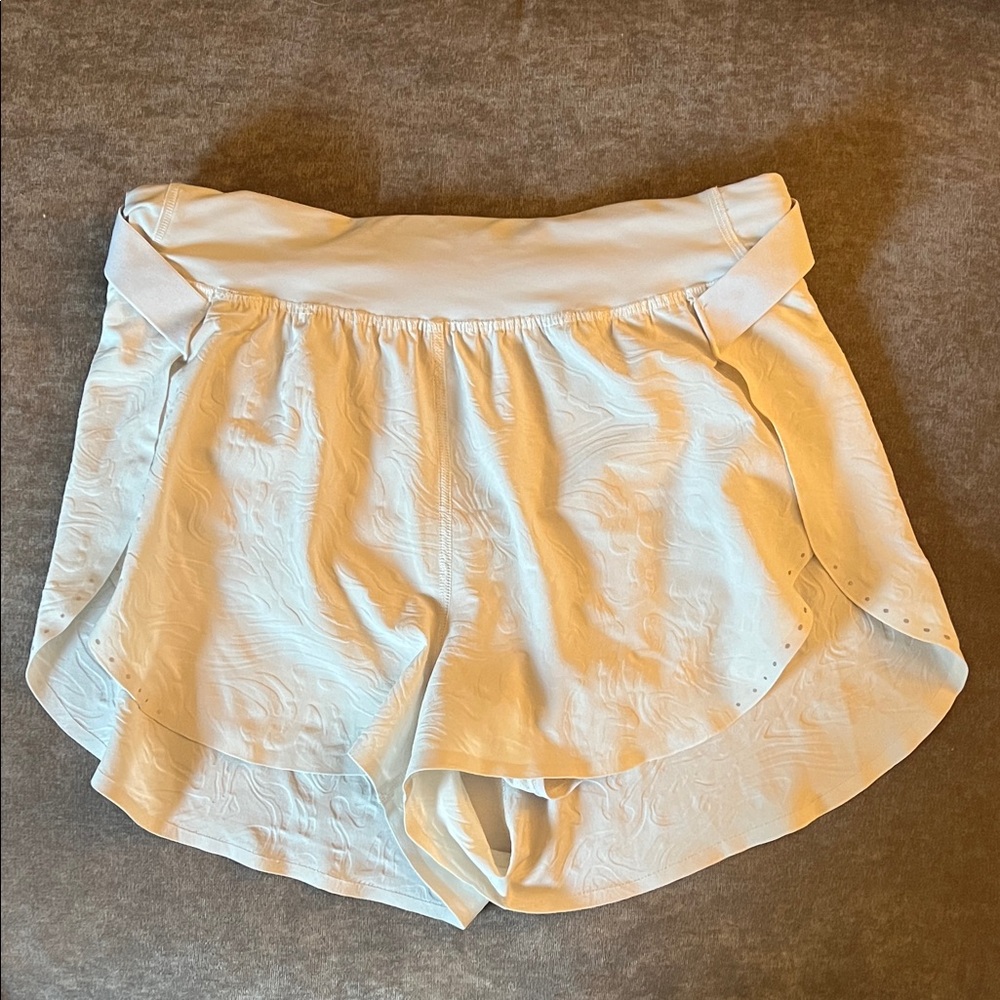 Lululemon Fast and Free High-Rise 2” Airflow Cream/BONE